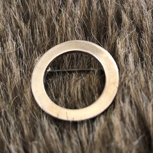 Vintage 70s-80s gold tone mini scarf brooch pin